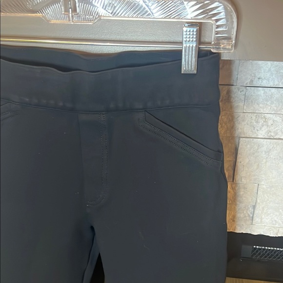 SPANX Black Ankle Cropped Pants with Elastic Waistband size Small Petite - Picture 4 of 14